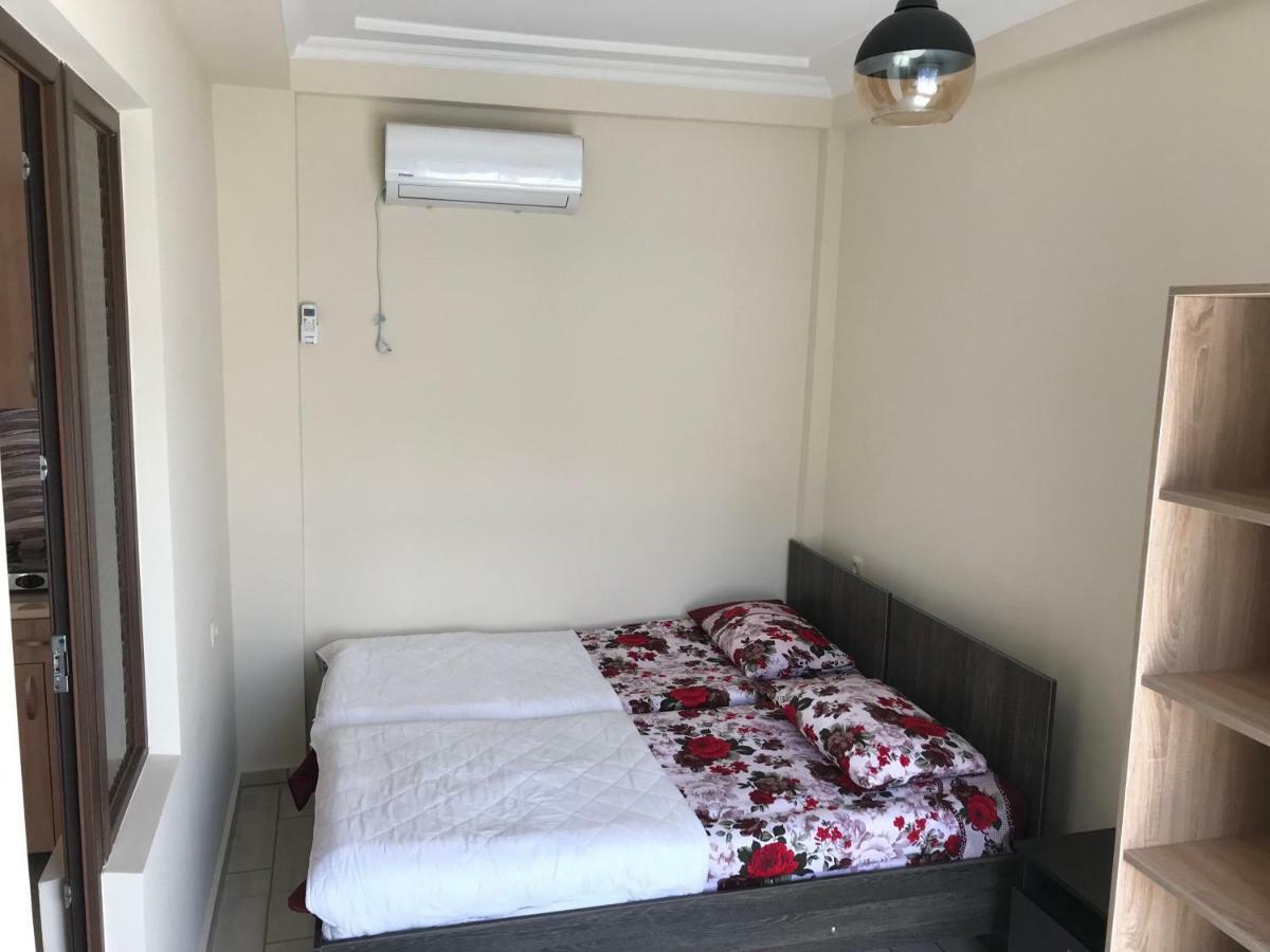 Guest House Chexovi 24 كوبوليتي المظهر الخارجي الصورة